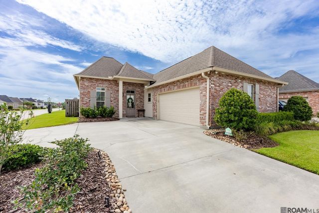 505 Silverbill Ln, Baton Rouge, LA 70810