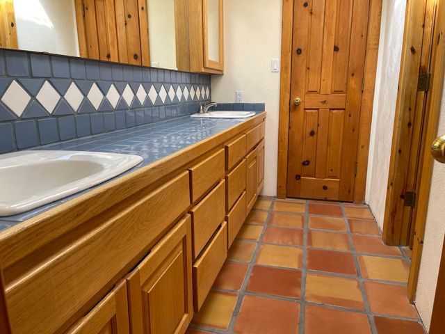 194 CAMINO BARRANCA, Placitas, NM 87043