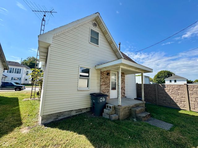 324 W 1st Street, Rushville, IN 46173