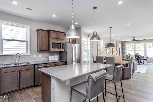 941 Steeplechase Boulevard, Clayton, NC 27520