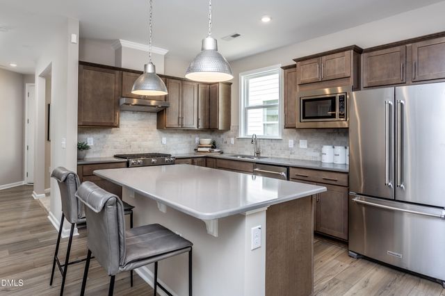 941 Steeplechase Boulevard, Clayton, NC 27520