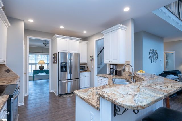 802 Worchester Place, Simpsonville, SC 29680