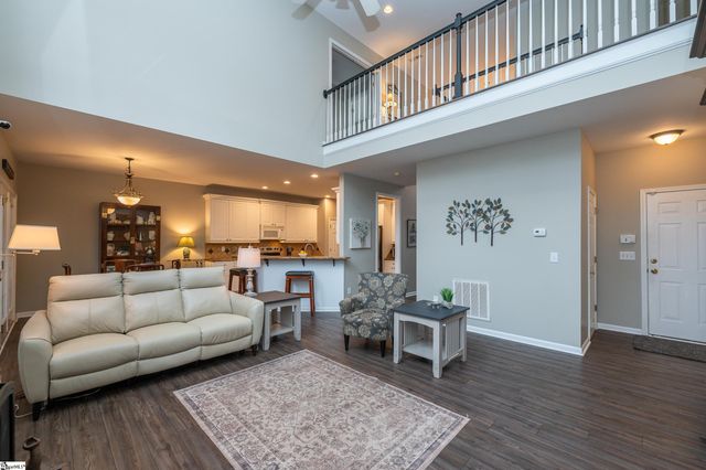 802 Worchester Place, Simpsonville, SC 29680