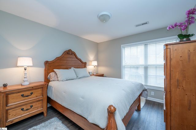 802 Worchester Place, Simpsonville, SC 29680