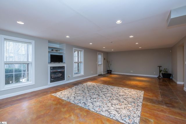 802 Worchester Place, Simpsonville, SC 29680