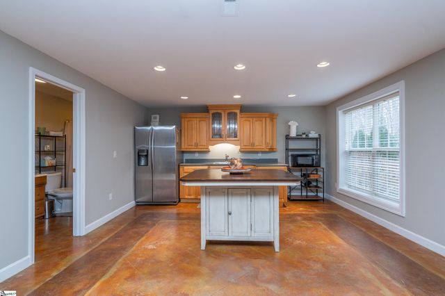 802 Worchester Place, Simpsonville, SC 29680