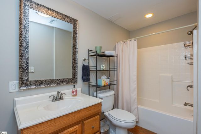 802 Worchester Place, Simpsonville, SC 29680