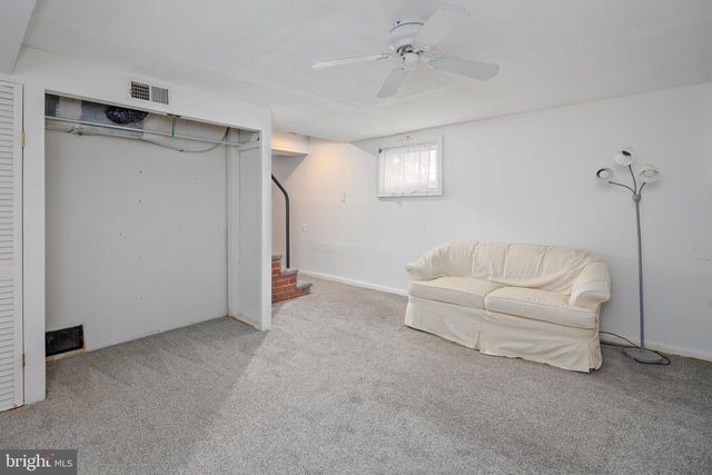 8546 OAKLEIGH RD, Baltimore, MD 21234