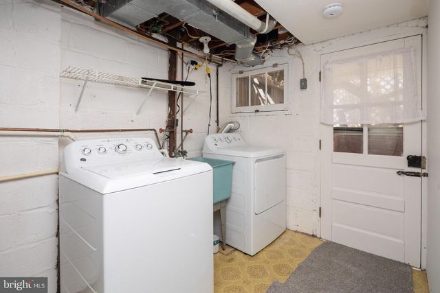 8546 OAKLEIGH RD, Baltimore, MD 21234