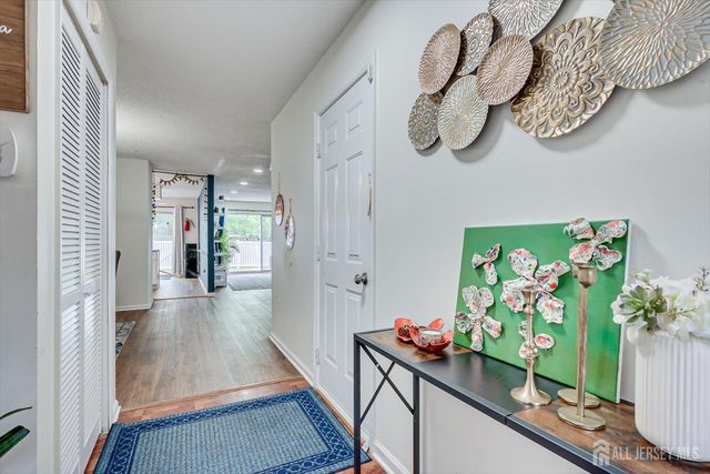 216 Amethyst Way 313, Franklin, NJ 08823