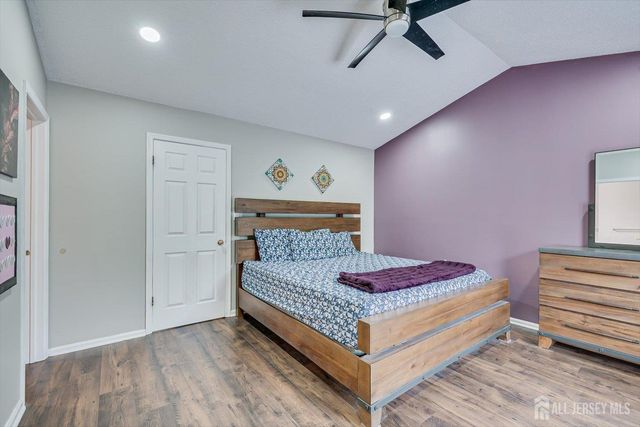 216 Amethyst Way 313, Franklin, NJ 08823