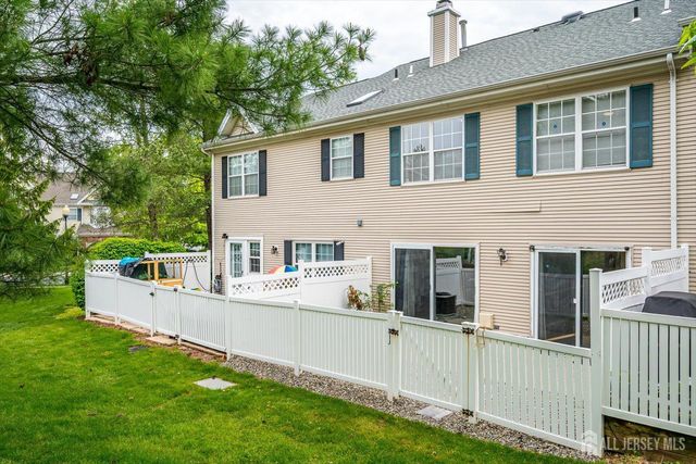 216 Amethyst Way 313, Franklin, NJ 08823