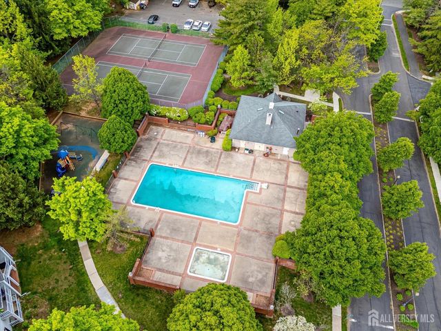 216 Amethyst Way 313, Franklin, NJ 08823