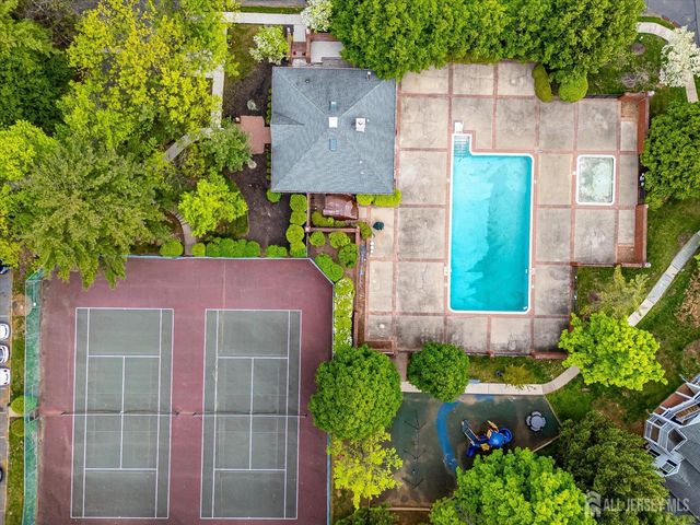 216 Amethyst Way 313, Franklin, NJ 08823