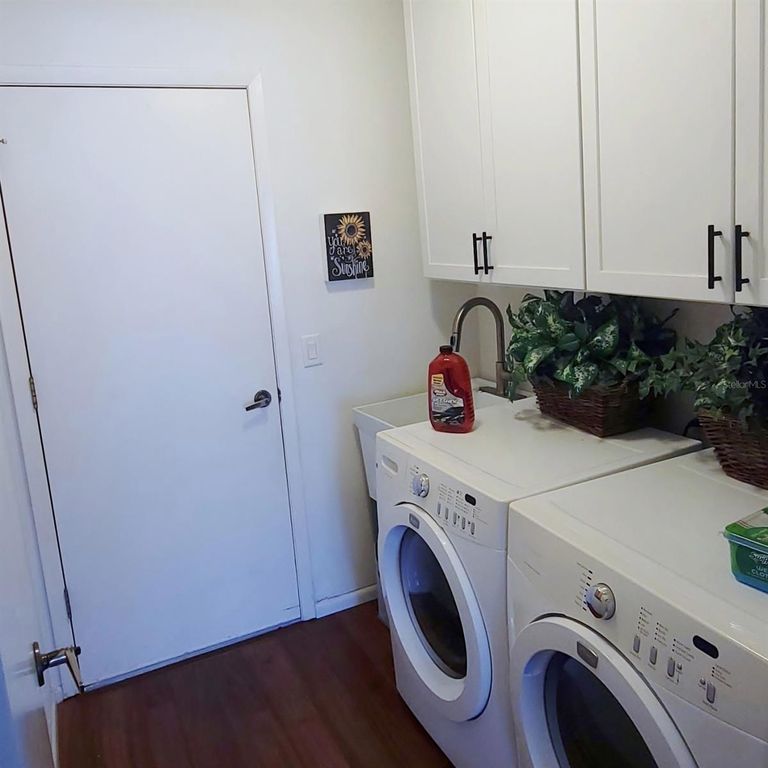 Image 18 of property listing at 6543 PINE WALK DRIVE, New Port Richey, FL 34655