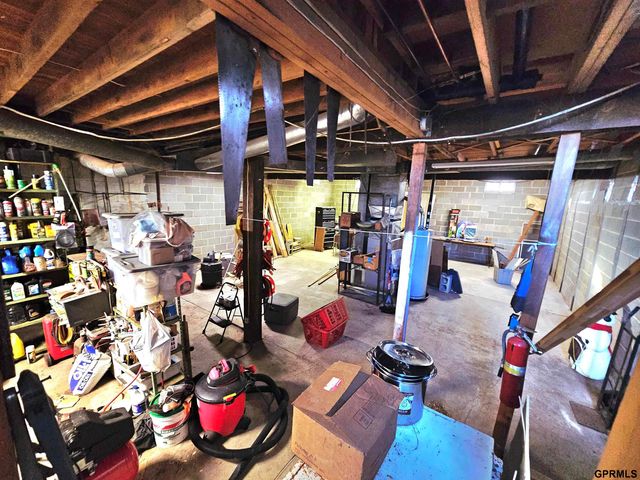 32011 Road J Road, Harvard, NE 68944