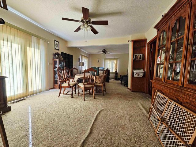 32011 Road J Road, Harvard, NE 68944