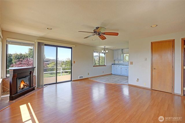 305 Melissa Street, Camano Island, WA 98282