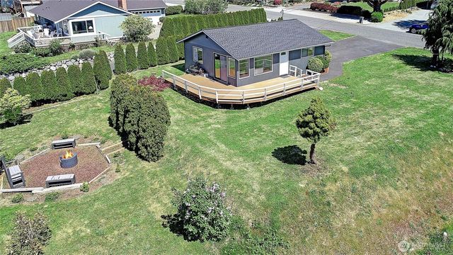 305 Melissa Street, Camano Island, WA 98282