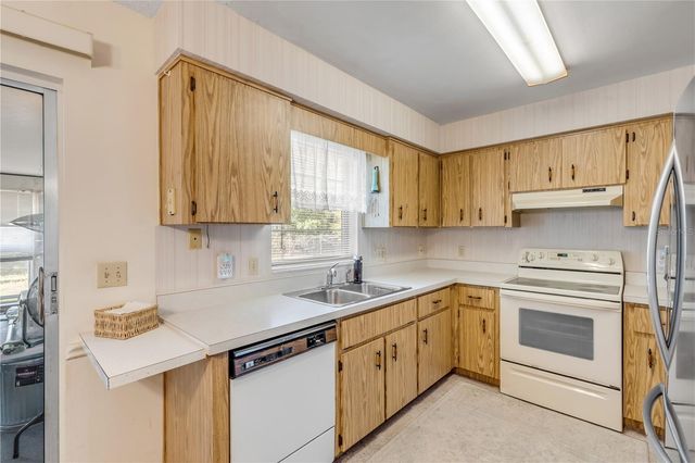 1460 CHRIS AVENUE, Deland, FL 32724