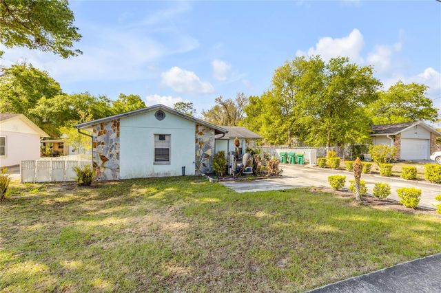 1460 CHRIS AVENUE, Deland, FL 32724