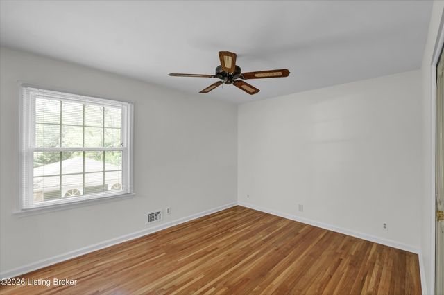 3306 Mid Dale Ln, Louisville, KY 40220