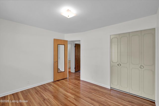 3306 Mid Dale Ln, Louisville, KY 40220