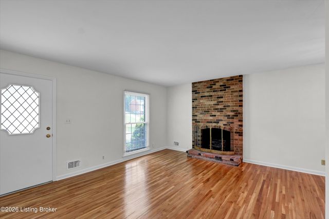 3306 Mid Dale Ln, Louisville, KY 40220