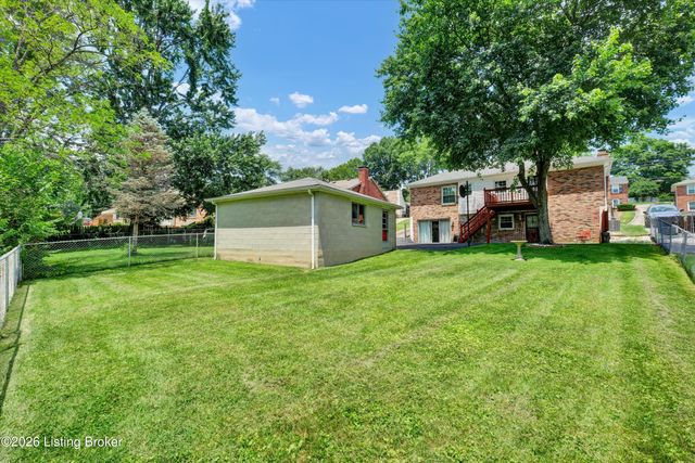 3306 Mid Dale Ln, Louisville, KY 40220