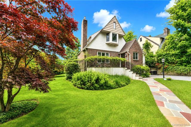 10 Cherry Avenue, New Rochelle, NY 10801