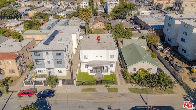 1419 W 36th Street, Los Angeles, CA 90018