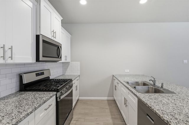 6736 Windfall Drive, Fort Worth, TX 76135
