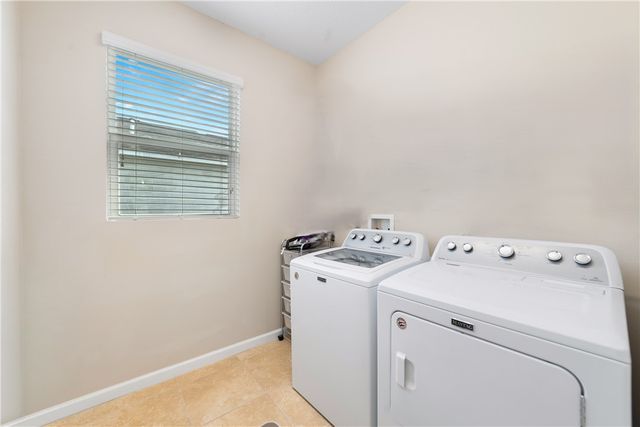 1410 Caddy Court, Vero Beach, FL 32966