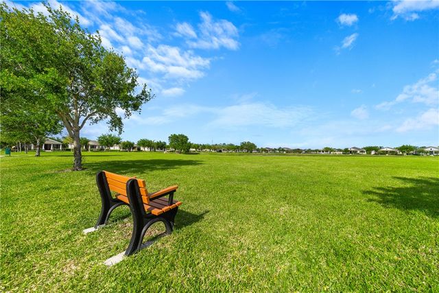 1410 Caddy Court, Vero Beach, FL 32966