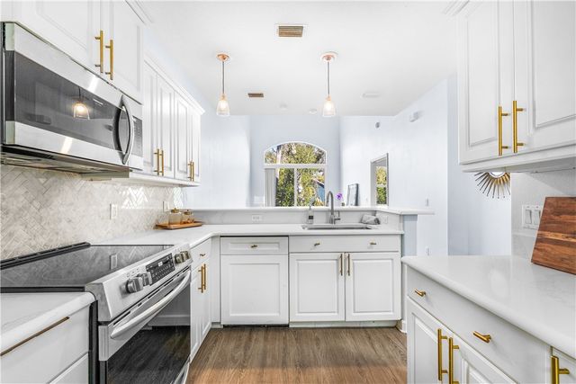 909 Bahia Mar Road, Vero Beach, FL 32963