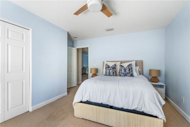 909 Bahia Mar Road, Vero Beach, FL 32963