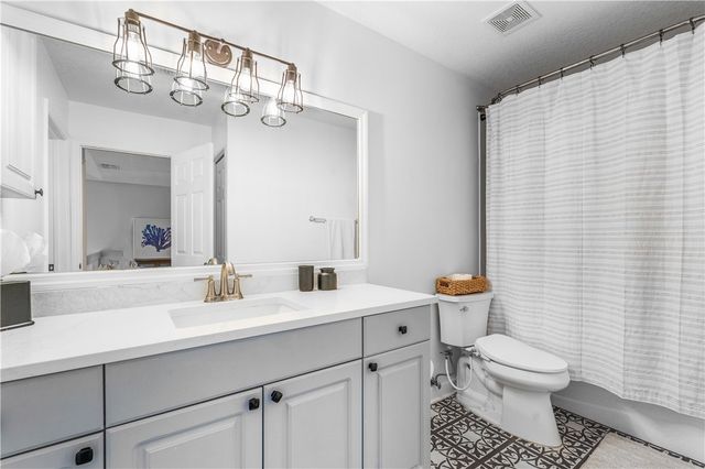 909 Bahia Mar Road, Vero Beach, FL 32963