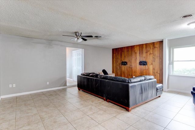 3558 Winston Road, Fort Worth, TX 76109