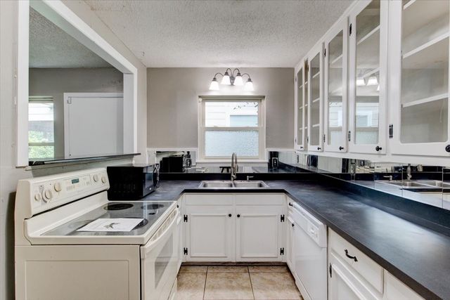 3558 Winston Road, Fort Worth, TX 76109