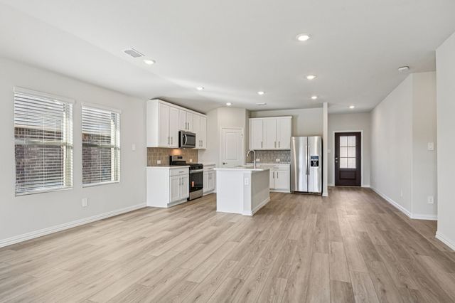 4015 Granbury Drive, Farmersville, TX 75442