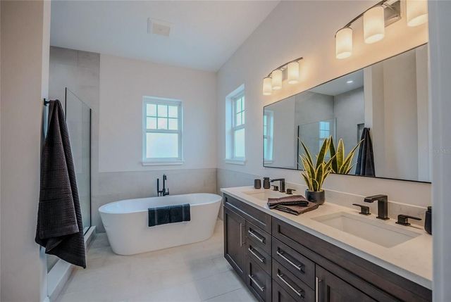 129 SE WATULA AVENUE, Ocala, FL 34471