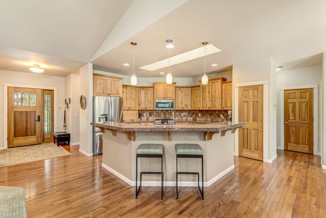 19479 W Campbell Road, Bend, OR 97702