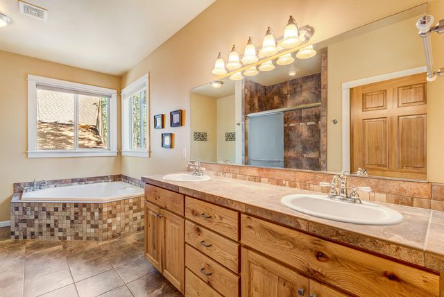 19479 W Campbell Road, Bend, OR 97702