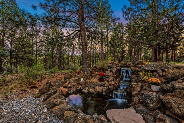 19479 W Campbell Road, Bend, OR 97702