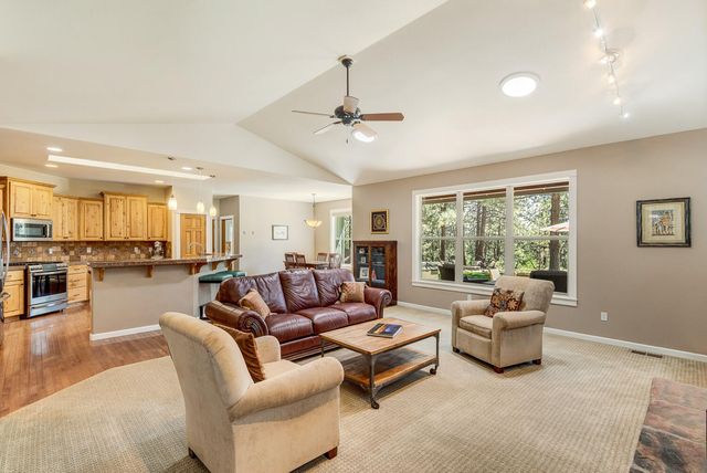 19479 W Campbell Road, Bend, OR 97702