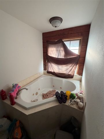 1343 Gunter Road, Whitesboro, TX 76273