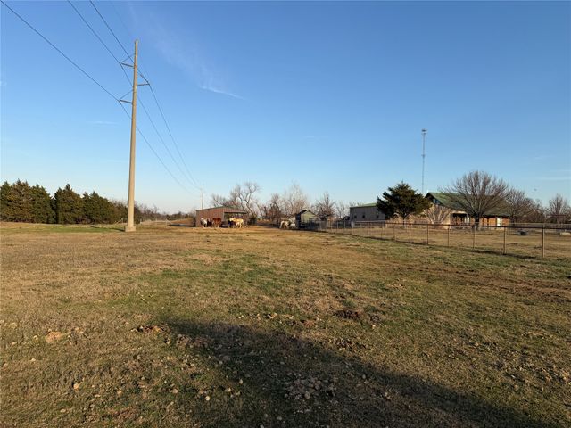 1343 Gunter Road, Whitesboro, TX 76273