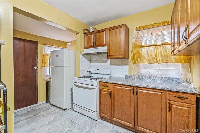 11722 142nd Place, Jamaica, NY 11436