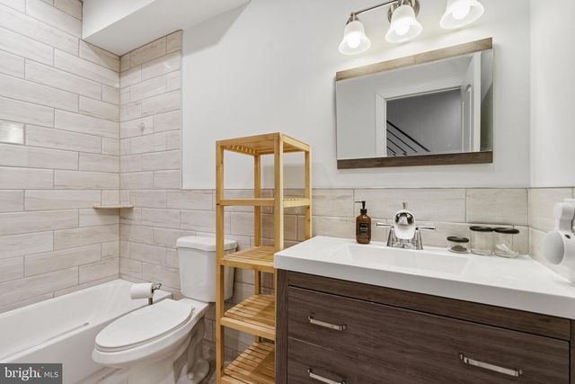 2734 LATONA ST, Philadelphia, PA 19146