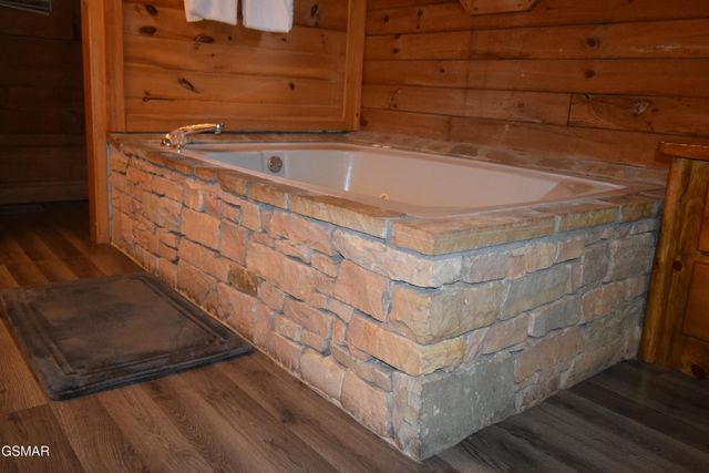 1502 Ridgecrest Drive, Sevierville, TN 37876